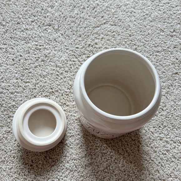 Rae Dunn Yum Canister - Picture 4 of 8